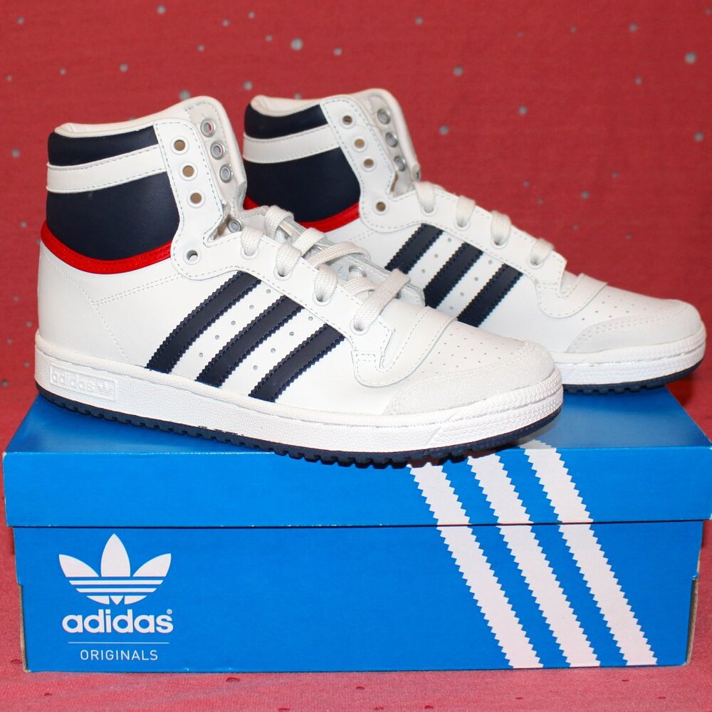 adidas Top Ten RB in Cloud White/Dark Blue